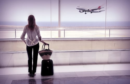 woman_in_airport